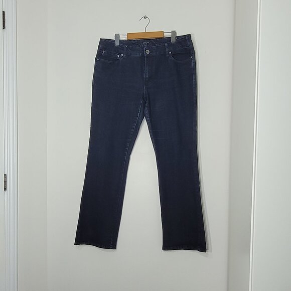 Suko Jeans Women's Dark Wash Cotton Blend Mid-Rise Bootcut Denim Jean Size 14 - Picture 1 of 15